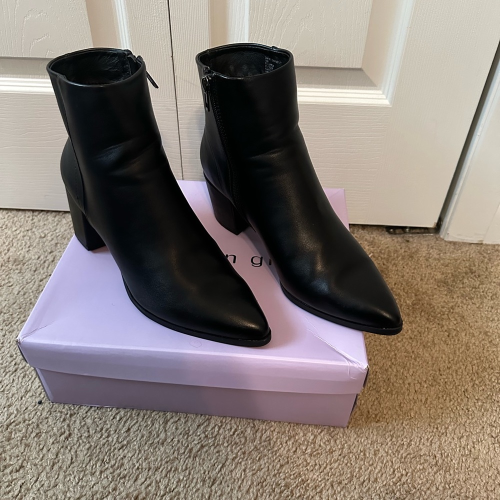 Madden girl booties. Woman’s size 10.